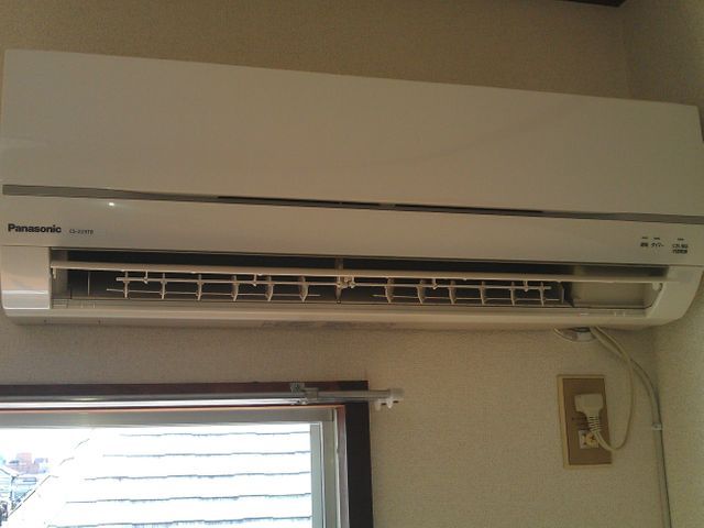 エアコンクリーニング　分解高圧洗浄　抗菌コート付き