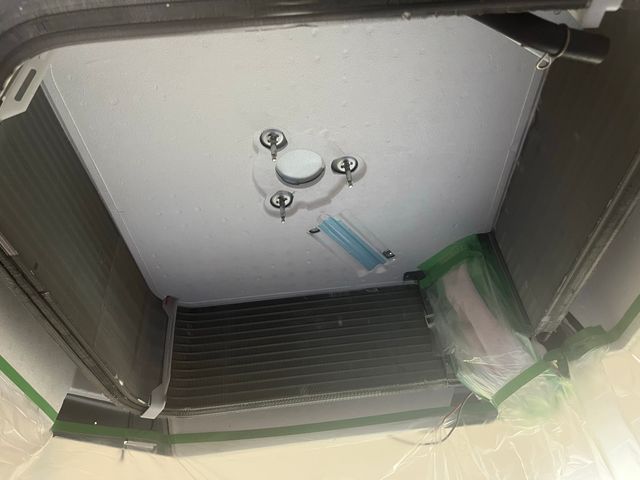 ダイキン、三菱4方向業務用エアコンクリーニング