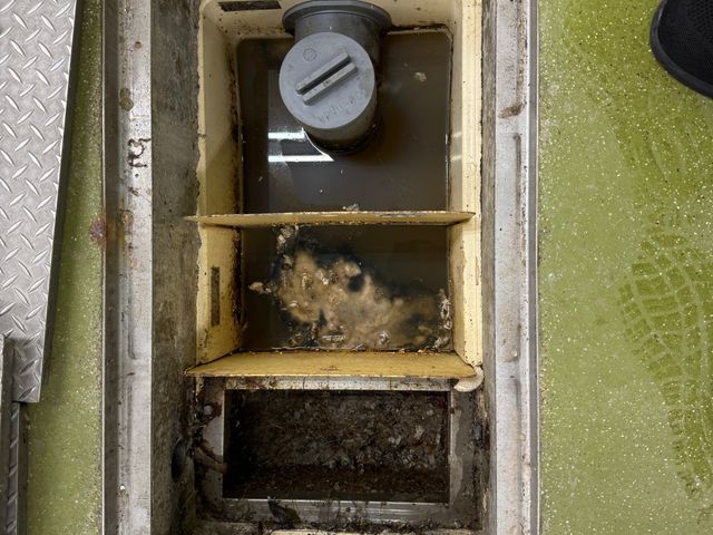 匂い・害虫対策★飲食店様での経験豊富★大人気のグリストラップ清掃★