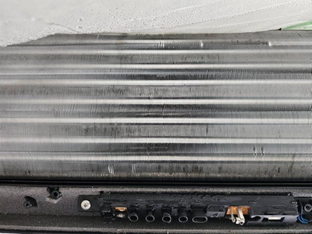 丁寧な作業を心掛けてお手入れさせて頂きます。