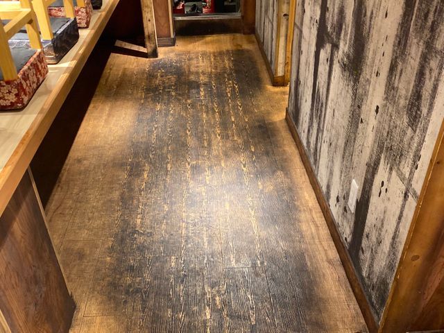 一般家庭、店舗、クリニック、マンション共用部の床をキレイにします！WAX無料！サービスの画像
