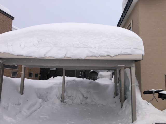 軽トラックでの排雪いたします！