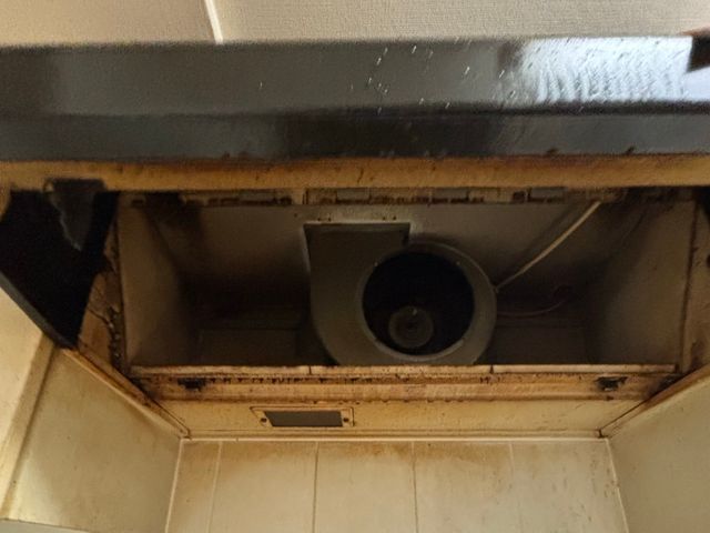 【スッキリ&ピカピカ】プロ技術で徹底洗浄！レンジフード、換気扇の分解清掃