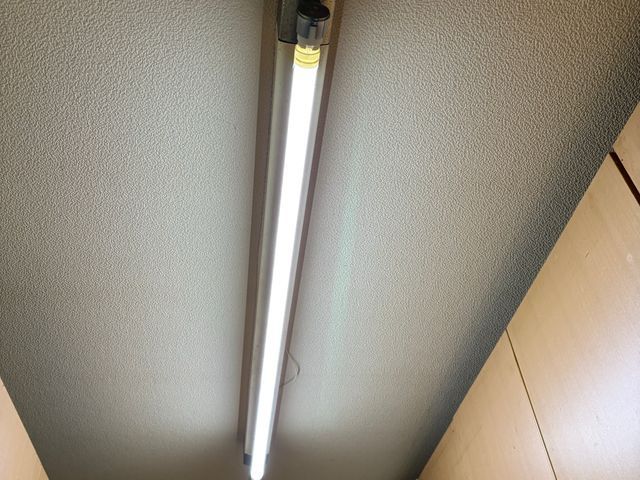 蛍光灯はなくなります。LEDバイパス化で電気代節約になります。