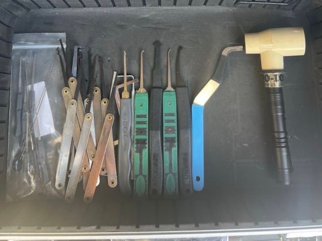 プロの技術でご満足いただけるように心を込めて作業いたします