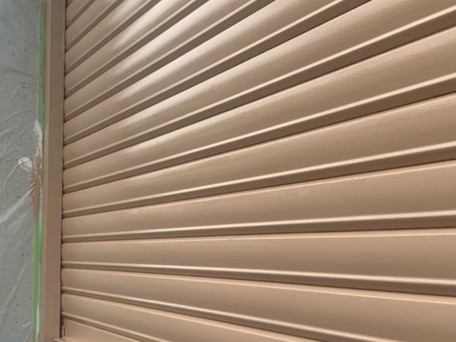 シャッター塗装｜サビ補修・吹付対応