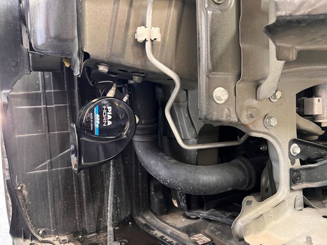 ホーンの修理交換作業、国産車に限ります。車種によりお受けできない場合がございます