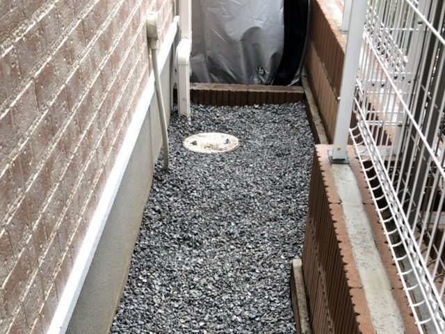 砂利敷きもお任せ下さい 防草シートや人工芝施工もokです Paypay決済ok 便利屋 お助け本舗栃木小山 鹿沼 那須塩原店の砂利敷き くらしのマーケット 砂利敷きもお任せ下さい 防草シートや人工芝施工もokです Paypay決済ok 便利屋 お助け本舗栃木小山 鹿沼 那須塩原店の砂利敷き くらしのマーケット