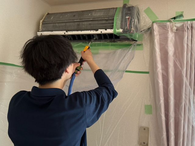 『全力清掃』！経験と知識を活かして迅速丁寧に作業いたします