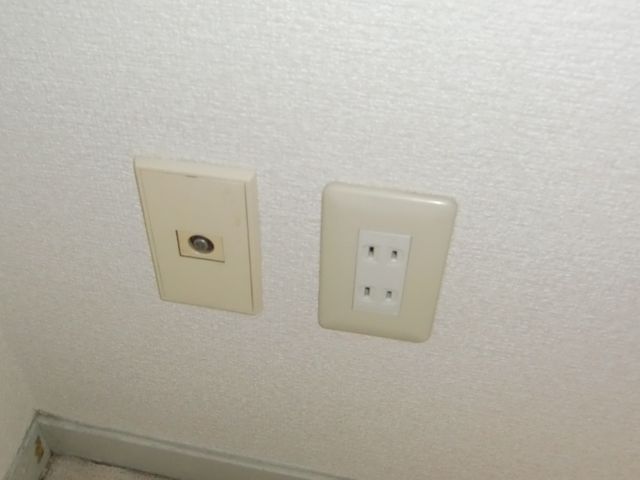 ＜土日祝も優先対応◎女性スタッフ同行可＞業界40年のベテラン電気工事士がお伺い！