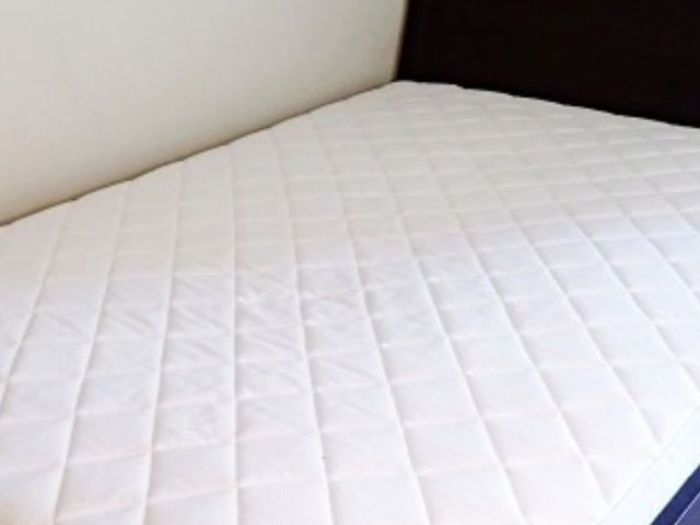 個人・法人対応｜親子で清掃業25年！業務用機械でマットレスのダニや汚れを徹底洗浄