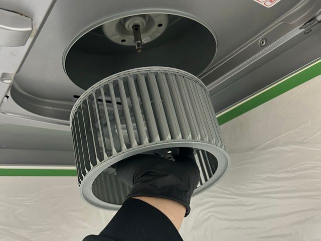 油汚れ、ホコリしっかり除去！！