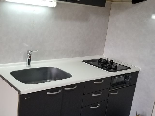 キッチン天板の補修、塗装