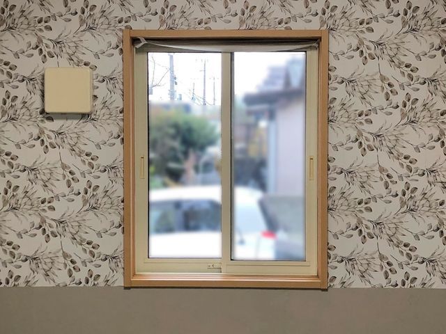 大阪北摂の内窓工事はお任せください　YKKウチリモ　LIXILインプラス