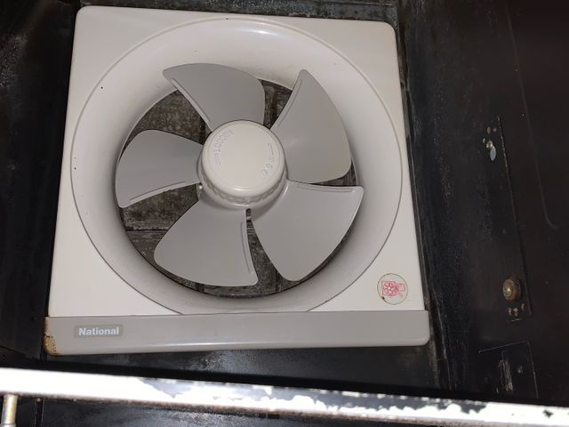 年末大掃除より、今が掃除期です。寒くなる前に油汚れを綺麗にしませんか？