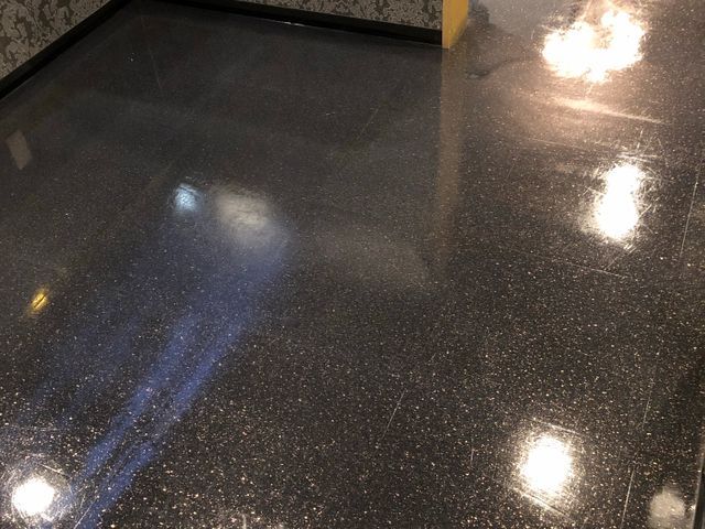 お客様のお力になります！経験と知識を活かして迅速丁寧に作業いたします