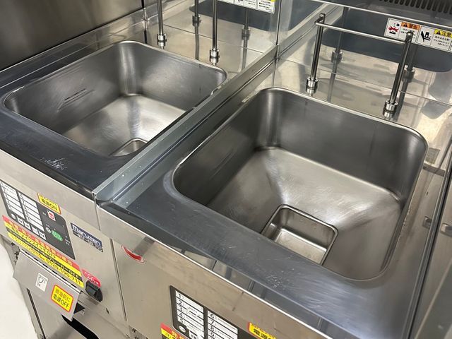 夜間や早朝対応可能！フライヤー清掃お任せ下さい！