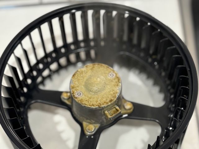 プロの技術でご満足いただけるように心を込めて作業いたします