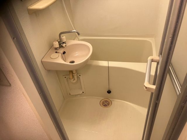 ★寒川町発★お風呂洗浄経験豊富なプロにお任せください！エプロン内鏡研磨標準です！