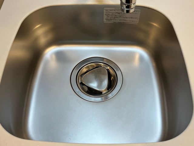 業界最大手クリーニング会社10年以上経験のプロが頑固な汚れ、水垢、油を撃退します