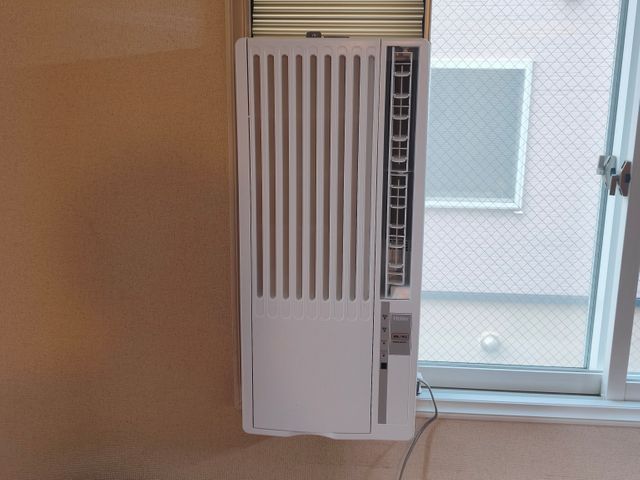 窓用エアコン(ウインドエアコン)の取付取外しお任せください