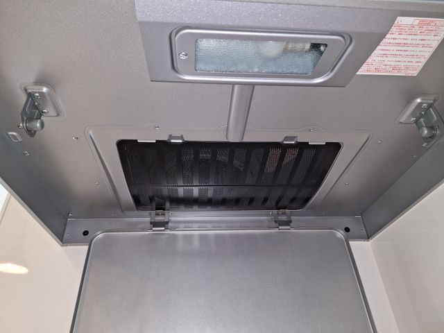 キッチン、レンジフード