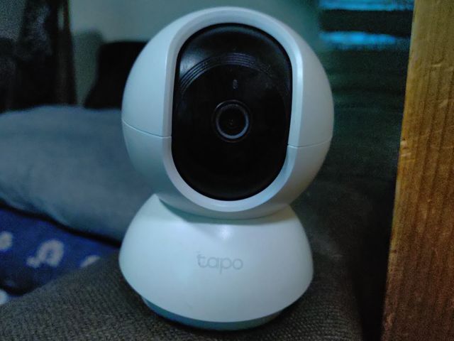 屋内監視 （ご高齢者 ペット 不在時など）見守りカメラ配線 設置作業