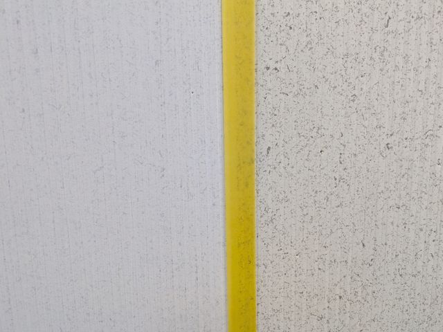 壁紙を剥がずに染色！　低コストでお部屋を綺麗に！サービスの画像