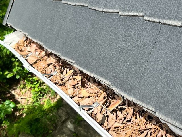 【雨樋掃除・修理】迅速・丁寧な対応！地域密着サービス！サービスの画像