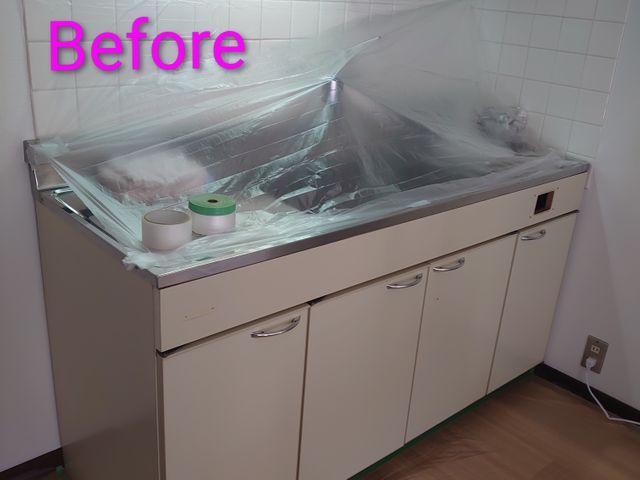 【女性職人が伺います！】キッチンを自分好みの色に!!家電も施工可能です！