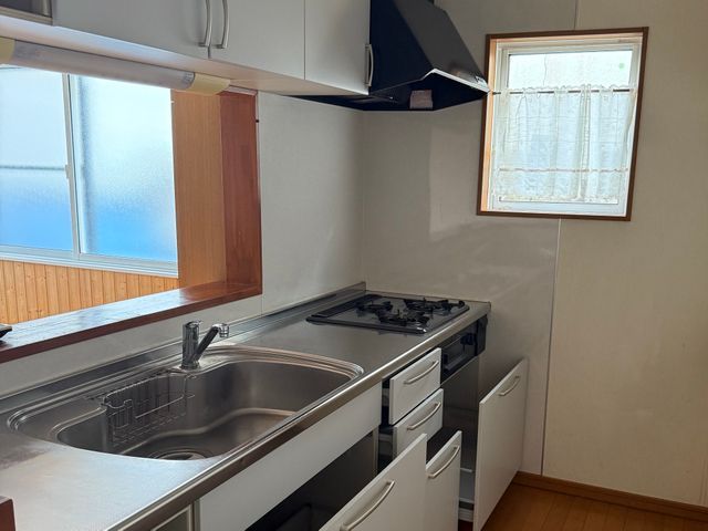 ①換気扇②コンロ③魚焼きグリル④シンク⑤キッチン壁⑥調理台のセット価格☆