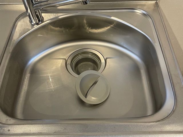 キッチンクリーニング｜油汚れ・焦げ付き徹底除去／駐車場0円対応