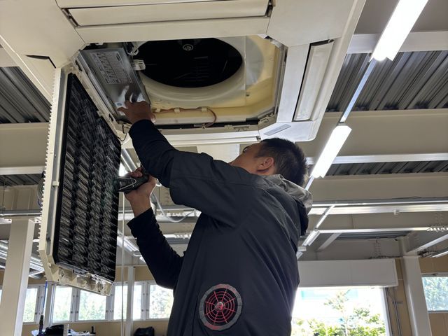 お客様のお力になります！経験と知識を活かして迅速丁寧に作業いたします