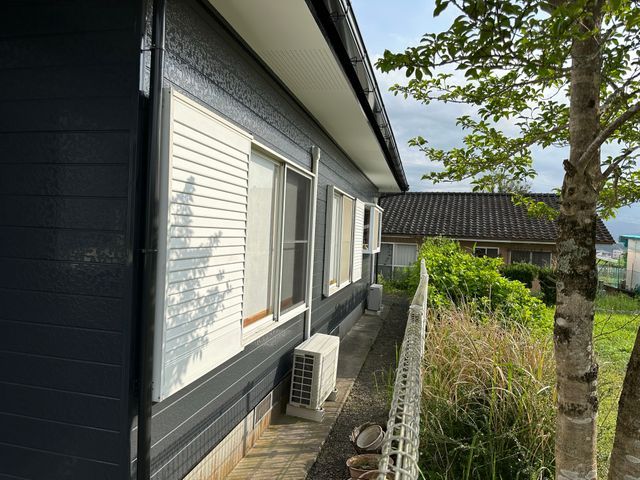 【代表の私が最初から最後まで責任を持って対応いたします！】お家の外壁を綺麗に◎サービスの画像