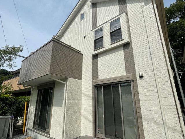『お財布に優しい！』輝くお家を取り戻す。お安くお得に最上質塗装！サービスの画像