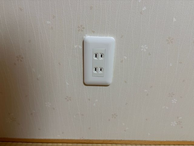 新規開店！スイッチ、コンセントの交換修理致します！！