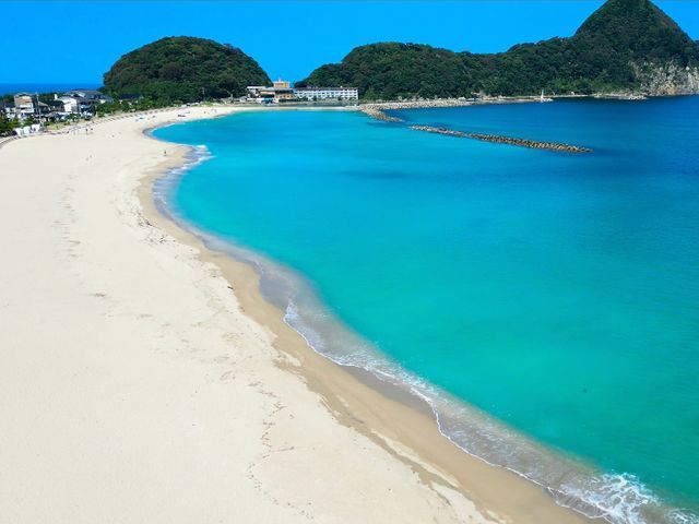 学校行事や建設・竣工記念に！ドローン空撮1時間22,000円でご提供いたします！