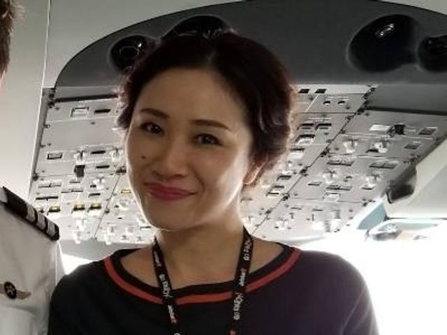 女性通訳者、営業エリア外でもご相談下さい、北京語、広東語、英語、日本語対応