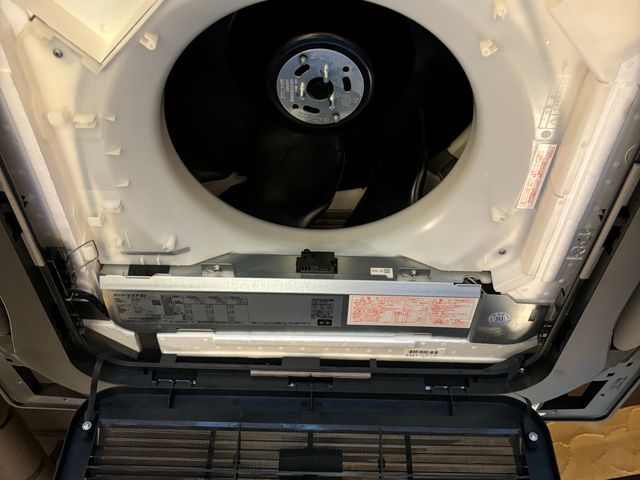 ☆価格要相談☆業務用天井埋め込みエアコン分解クリーニング