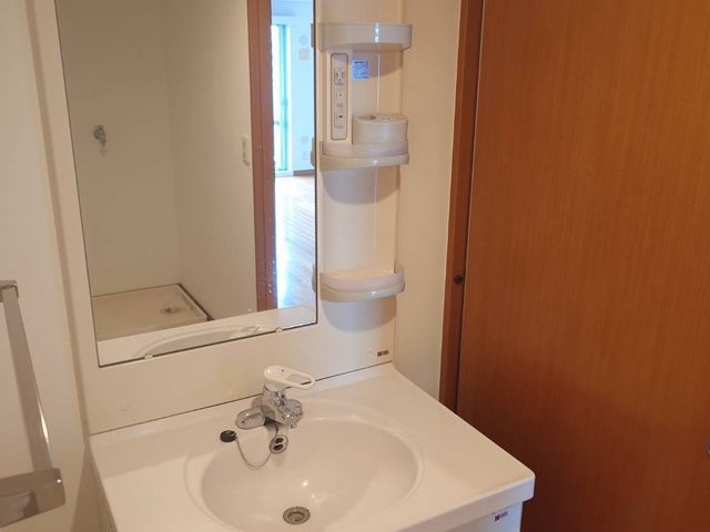 水周りでお困りの貴方！当社自慢の清掃員が綺麗に致します！