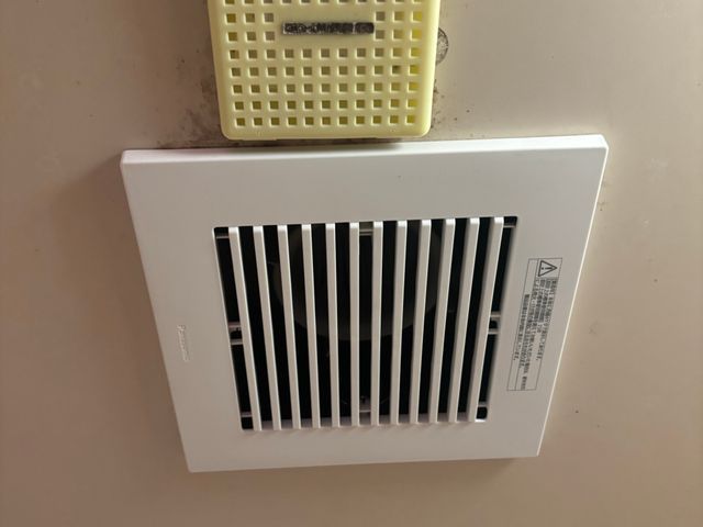 浴室換気扇の交換工事行います。まずはご相談を。