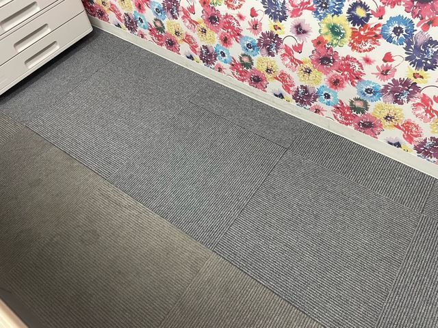 カーペットの貼り替え