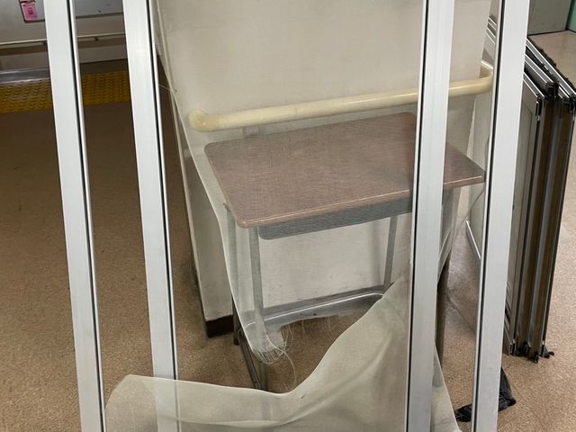 網戸張り替え