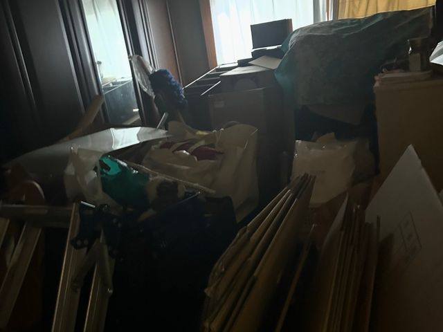 お一人でお困りのお客様。小規模ゴミ屋敷清掃・片付けご相談ください。是非お力に！サービスの画像