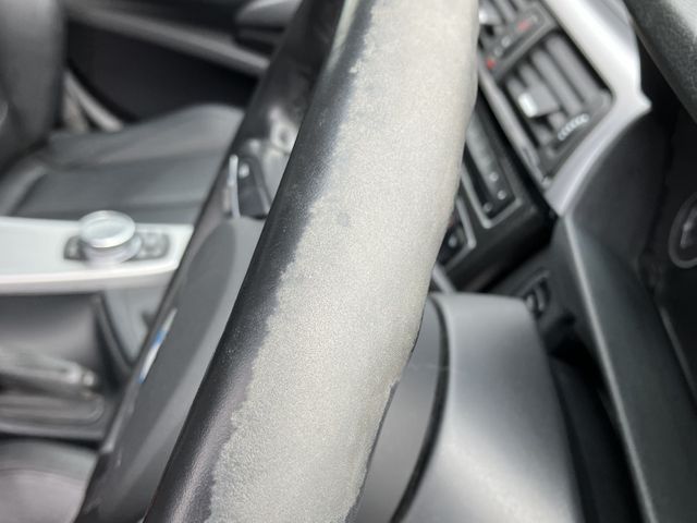 車のハンドル（ステアリング）補修