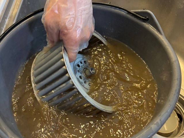 お客様のお力になります！経験と知識を活かして迅速丁寧に作業いたします