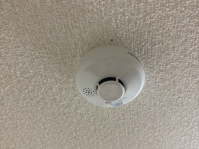 住宅用火災警報器（電池式）の交換・取付はお任せ下さい！複数台割引有り！