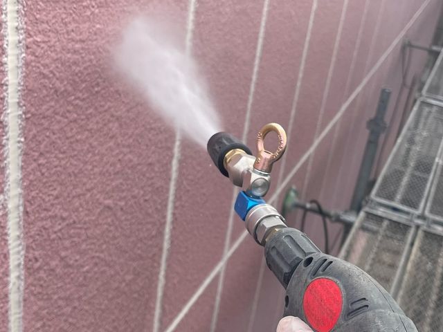 お家の外壁、洗ってみませんか？外壁高圧洗浄でお手軽綺麗に