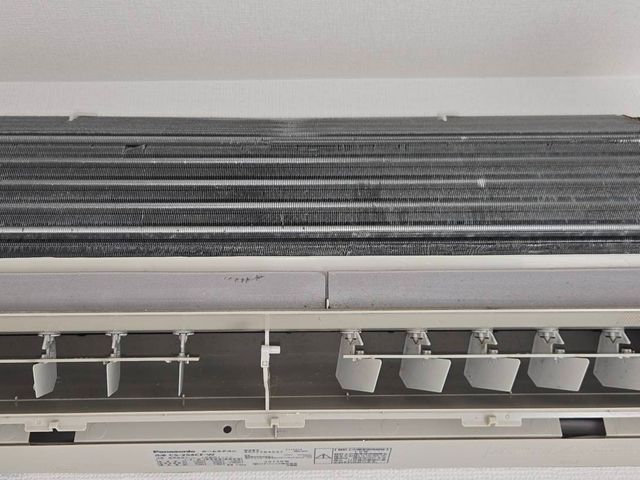 エアコン内部清掃、カビ取り