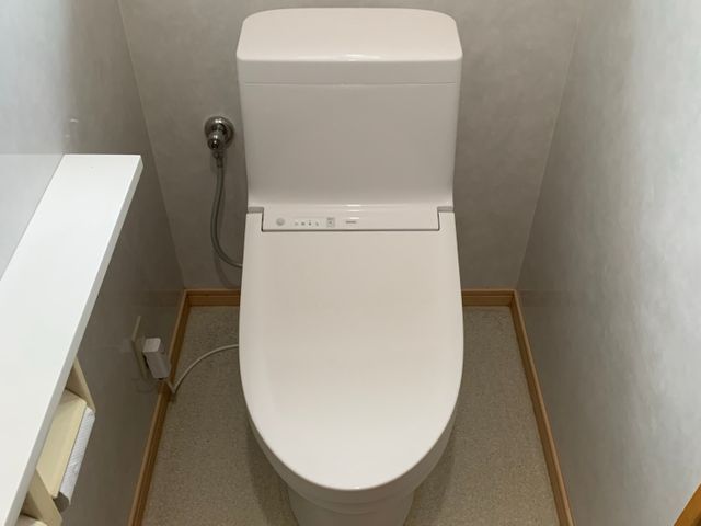 トイレ交換工事